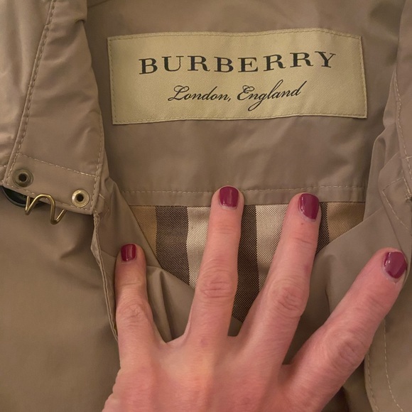 Burberry London Women’s Size 0 Khaki/Tan Trench/Raincoat - Picture 11 of 11